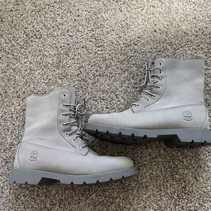 Like New Timberland Linden Waterproof Fleece Lined Boot